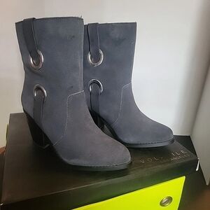 Women's Very Volatile Charcoal Grey Flynn Chunky Heel Ankle Boots. NIB Size 6